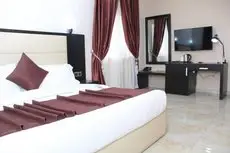 Xteem Luxury Hotel & Suites 