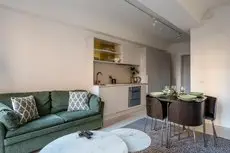 Newly renovated apartment in great location 