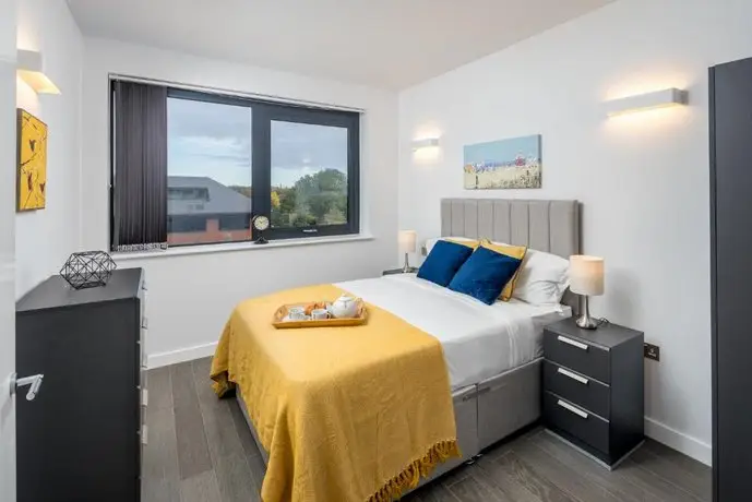 St Albans City Apartments - Near Luton Airport and Harry Potter World 