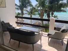 Beachfront double condo at La Sirena Akumal 