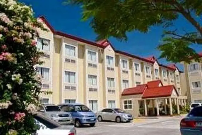 Microtel Inn And Suites Sto Tomas Batangas