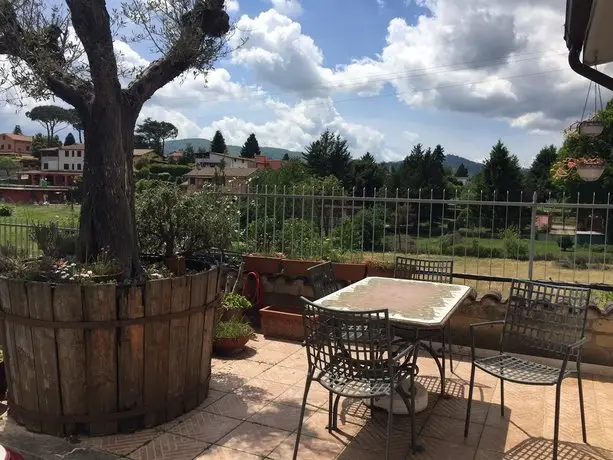 Homestay - Relax close to Rome + swimming pool